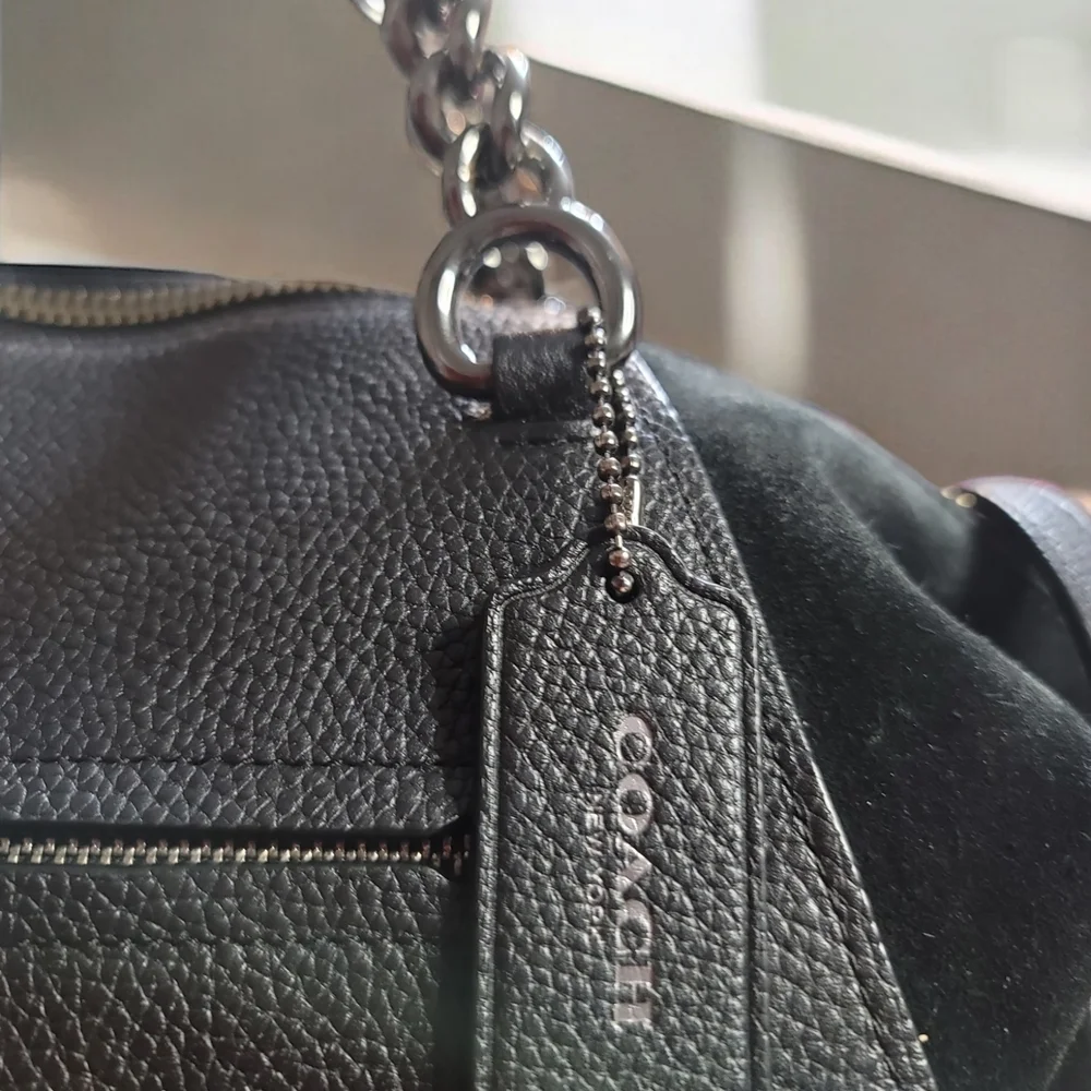 COACH Chain Prairie Satchel in Excellent Condition 2019 - Picture 6 of 14